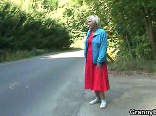 Granny is picked up from the road and fucked in the car